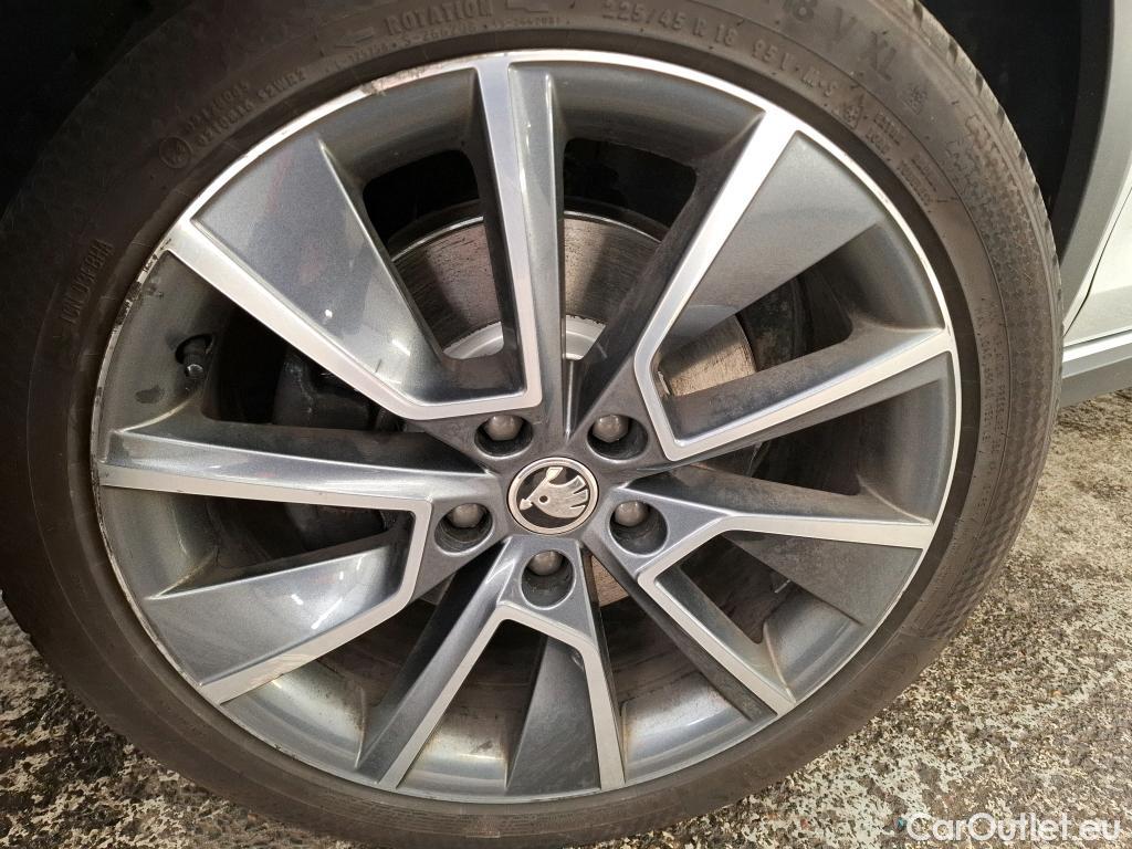  Skoda  Octavia SKODA  Combi / 2017 / 5P / Break 2.0 TDI 184 SCR DSG7 4x4 Scout #20