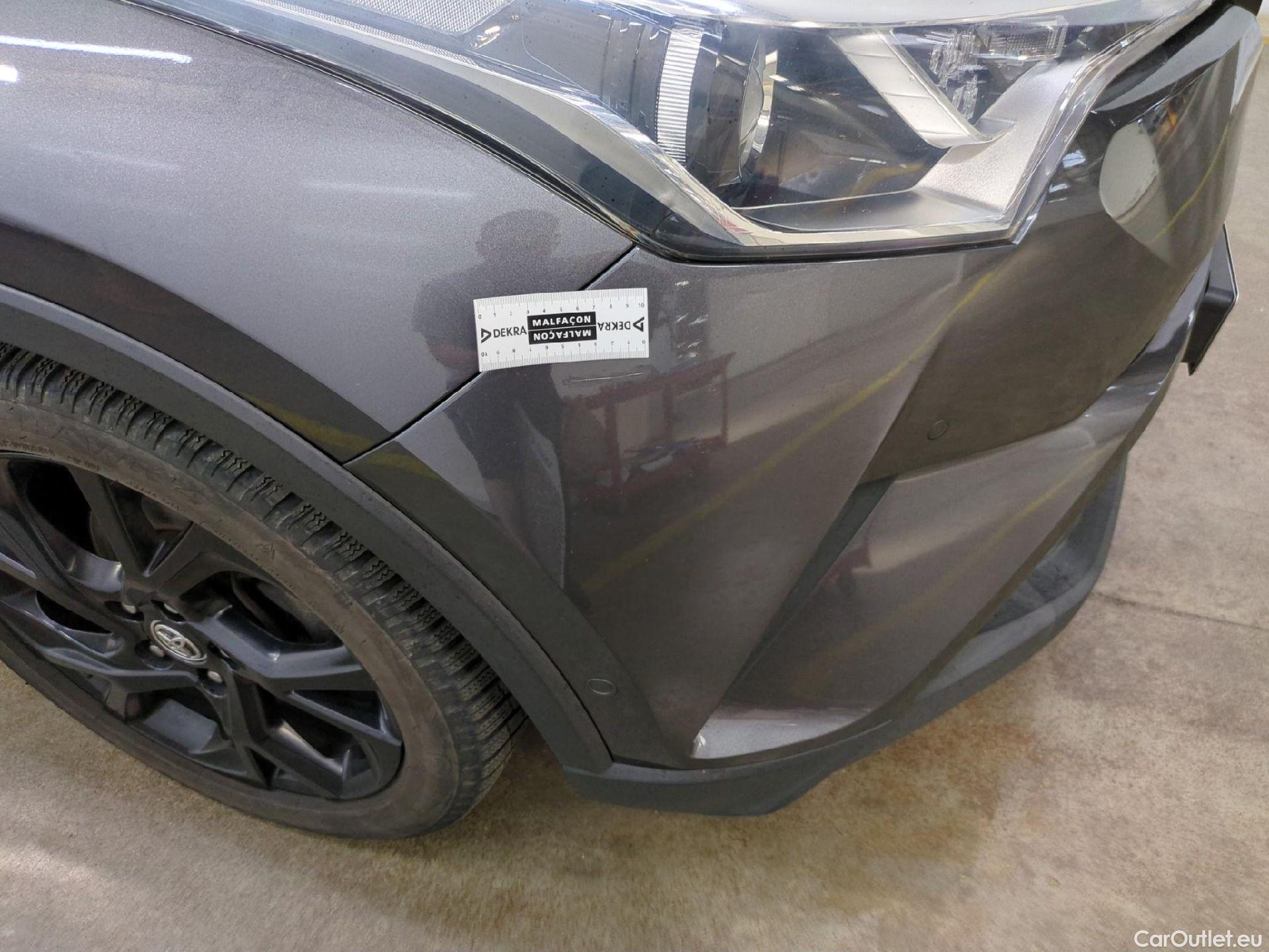  Toyota  C-HR TOYOTA  5p SUV 1.8 HYBRIDE 122 GRAPHIC #21