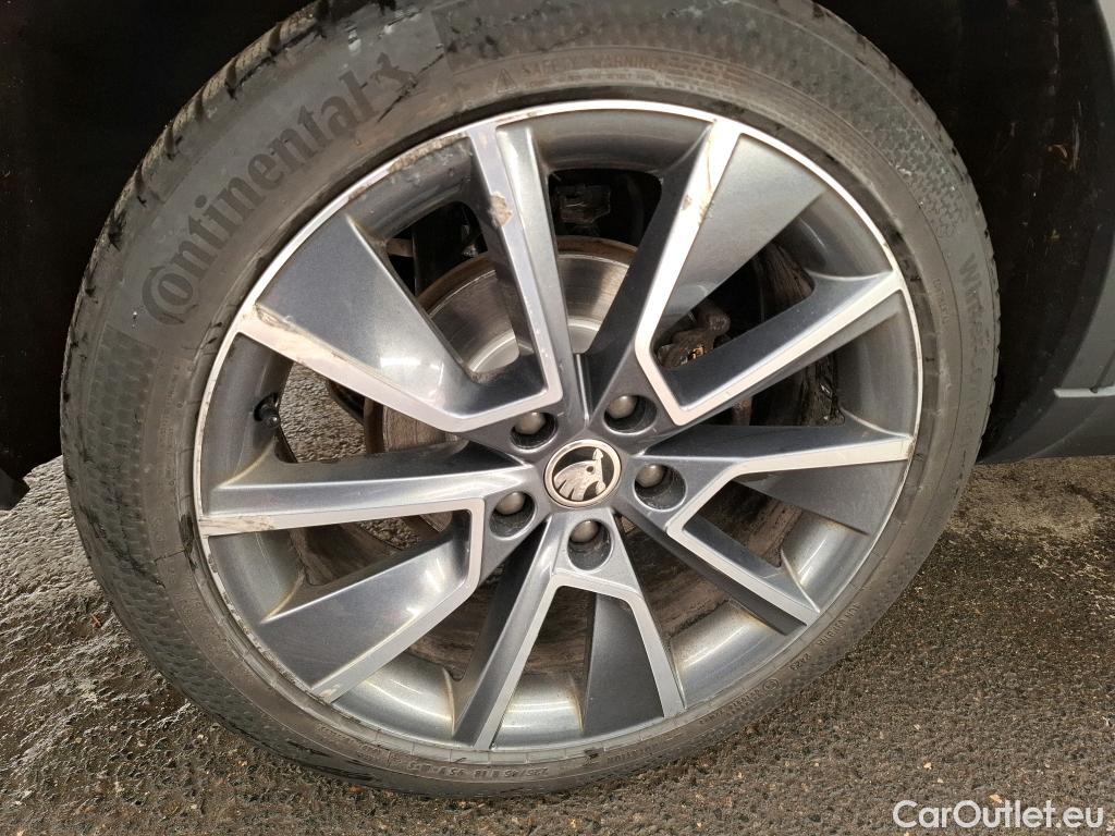  Skoda  Octavia SKODA  Combi / 2017 / 5P / Break 2.0 TDI 184 SCR DSG7 4x4 Scout #25