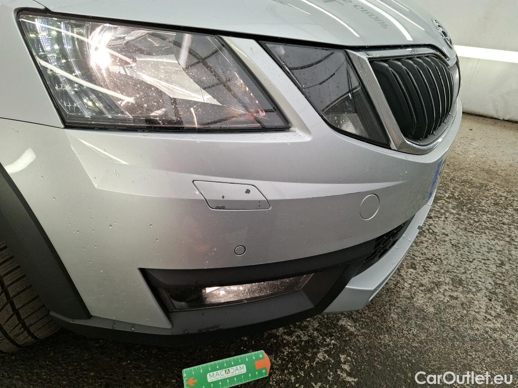  Skoda  Octavia SKODA  Combi / 2017 / 5P / Break 2.0 TDI 184 SCR DSG7 4x4 Scout #11