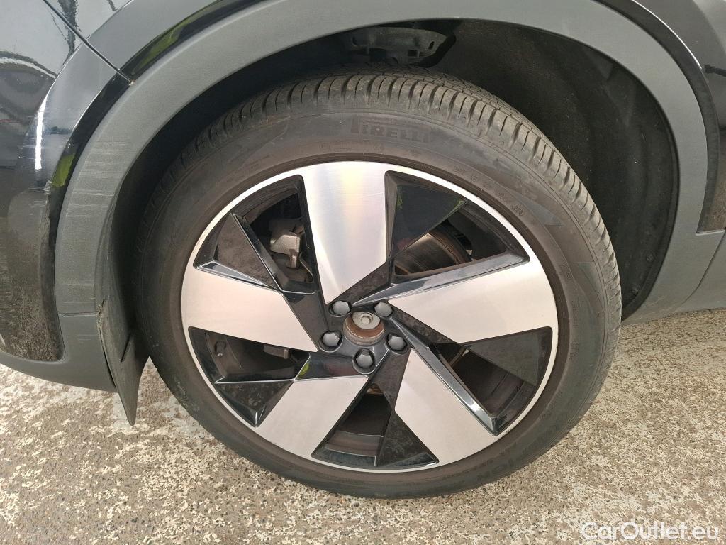  Volvo  XC 40 VOLVO XC40 / 2022 / 5P / SUV Recharge T5 262 DCT7 Plus #7