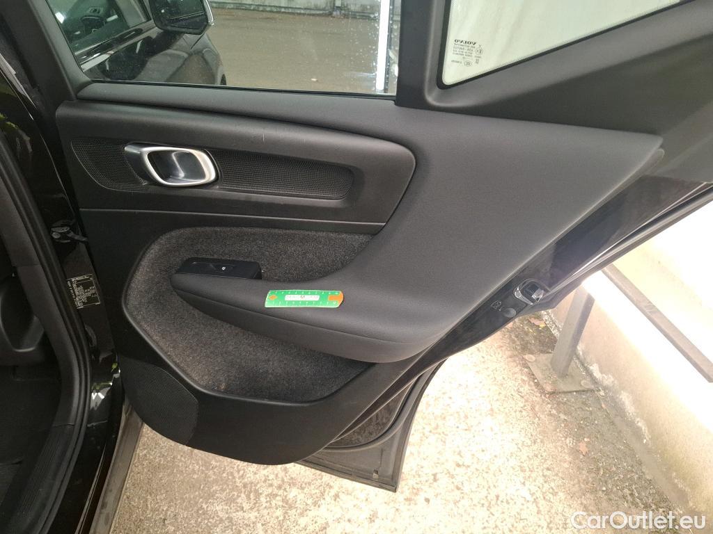  Volvo  XC 40 VOLVO XC40 / 2022 / 5P / SUV Recharge T5 262 DCT7 Plus #18
