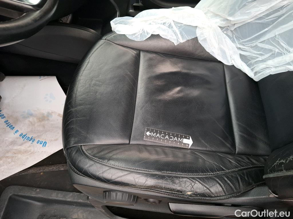  Mercedes  V-Klasse MERCEDES-BENZ Classe V Extra-Long 5p Monospace (MPV) V 220 CDI Business Executive Auto #6