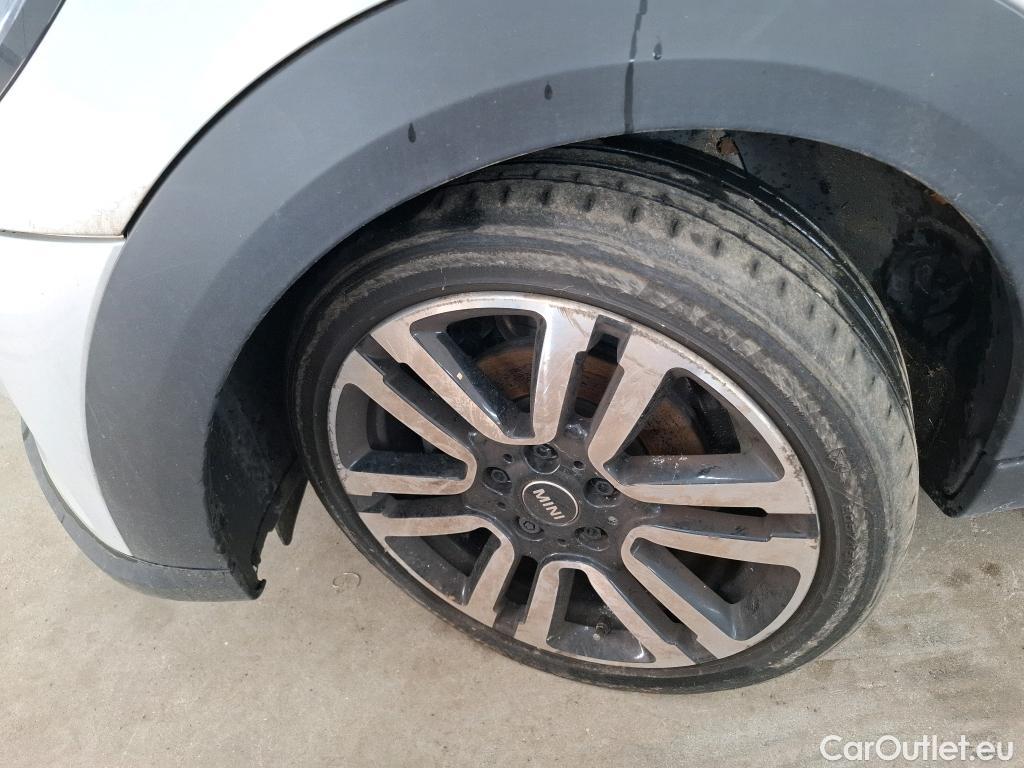  Mini  Cooper MINI Mini / 2021 / 5P / Berline  Edition Premium 136 ch BVA7 #6