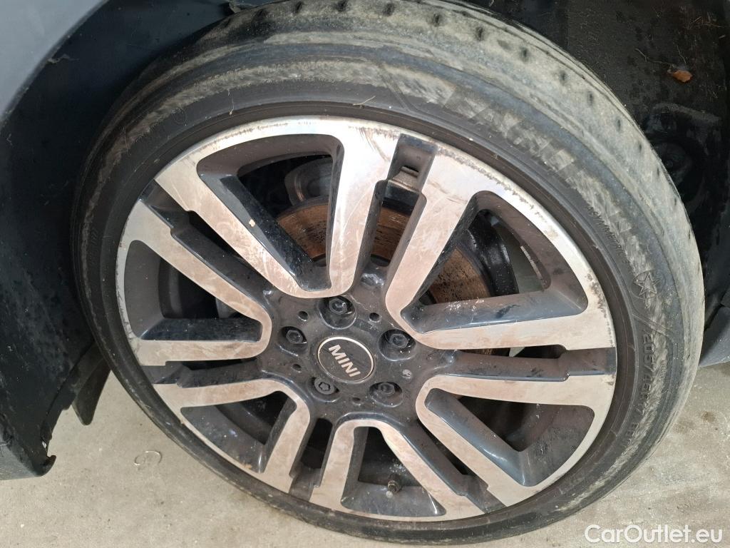  Mini  Cooper MINI Mini / 2021 / 5P / Berline  Edition Premium 136 ch BVA7 #7