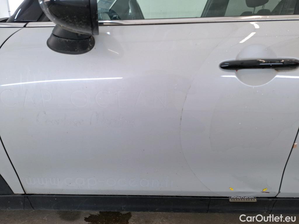  Mini  Cooper MINI Mini / 2021 / 5P / Berline  Edition Premium 136 ch BVA7 #1