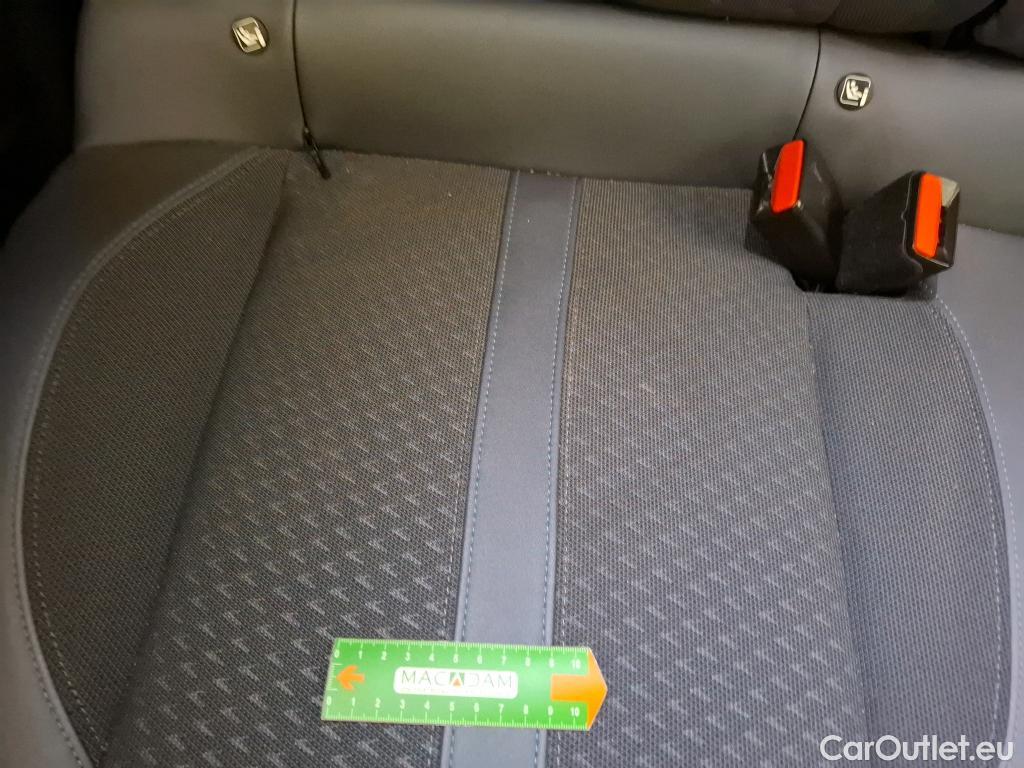  Peugeot  2008  Allure Business 1.5 HDi 130CV BVA8 E6d #42