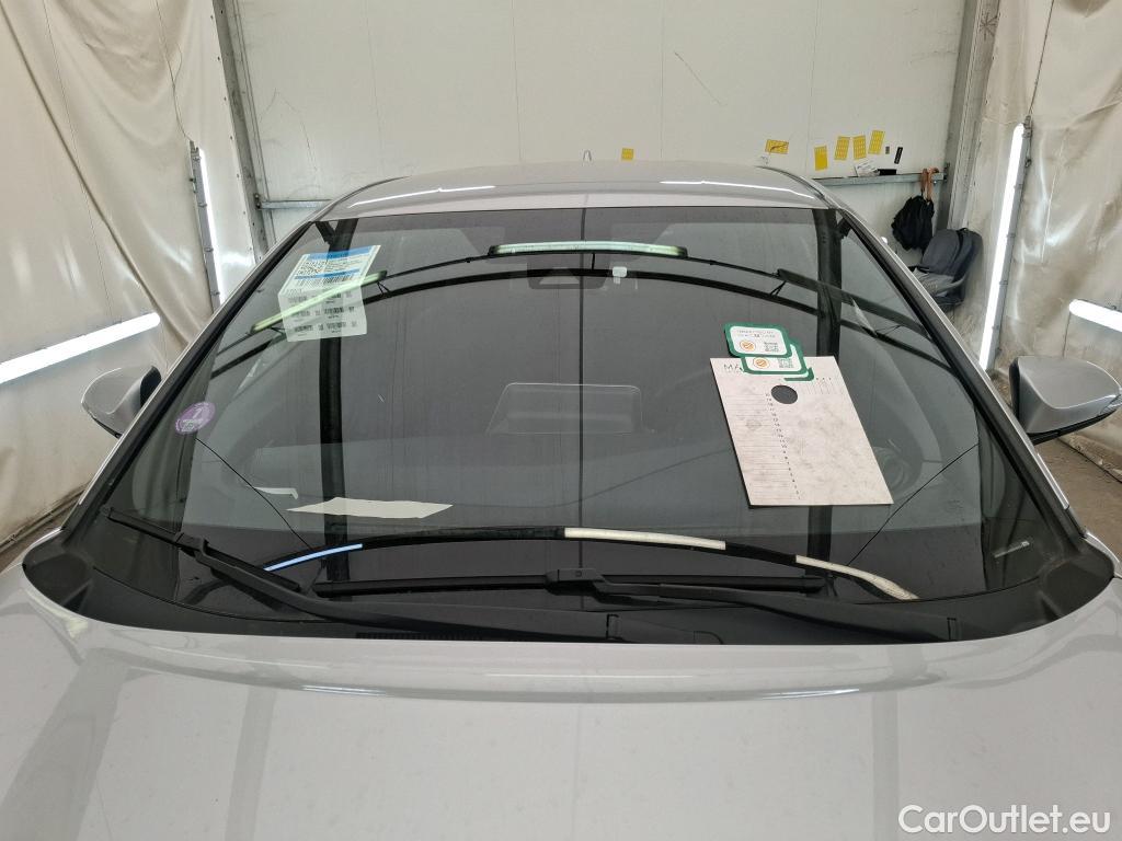  Toyota  C-HR TOYOTA  / 2016 / 5P / SUV 2.0 Hybride 184 Dynamic Business Beyond #1