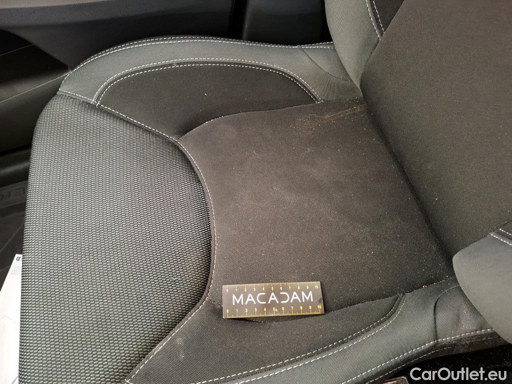  Renault  Clio  IV Air MediaNav 1.5 dCi 75CV BVM5 E6 #31