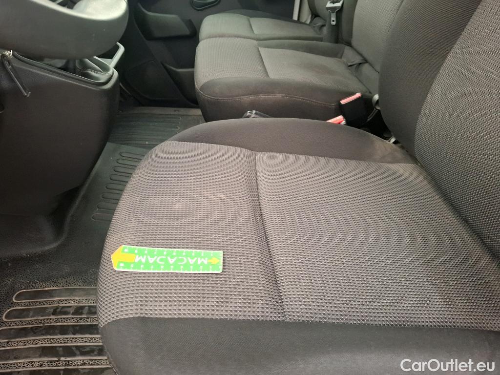  Renault  Master  III Fourgon L2H2 3 5 Grand Confort dCi 135CV BVM6 E6dT #9