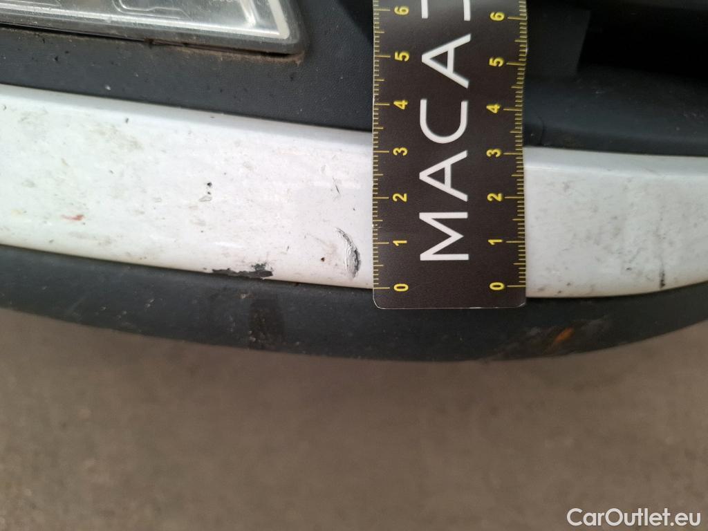  Renault  Clio  IV Air MediaNav 1.5 dCi 75CV BVM5 E6 #37