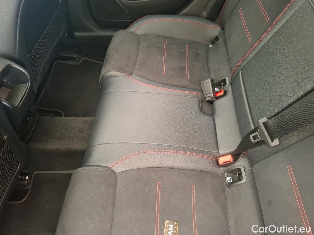 Mercedes  A-Klasse MERCEDES-BENZ Classe A Compact / 2018 / 5P / Berline A 200 AMG Line 7G-DCT #24