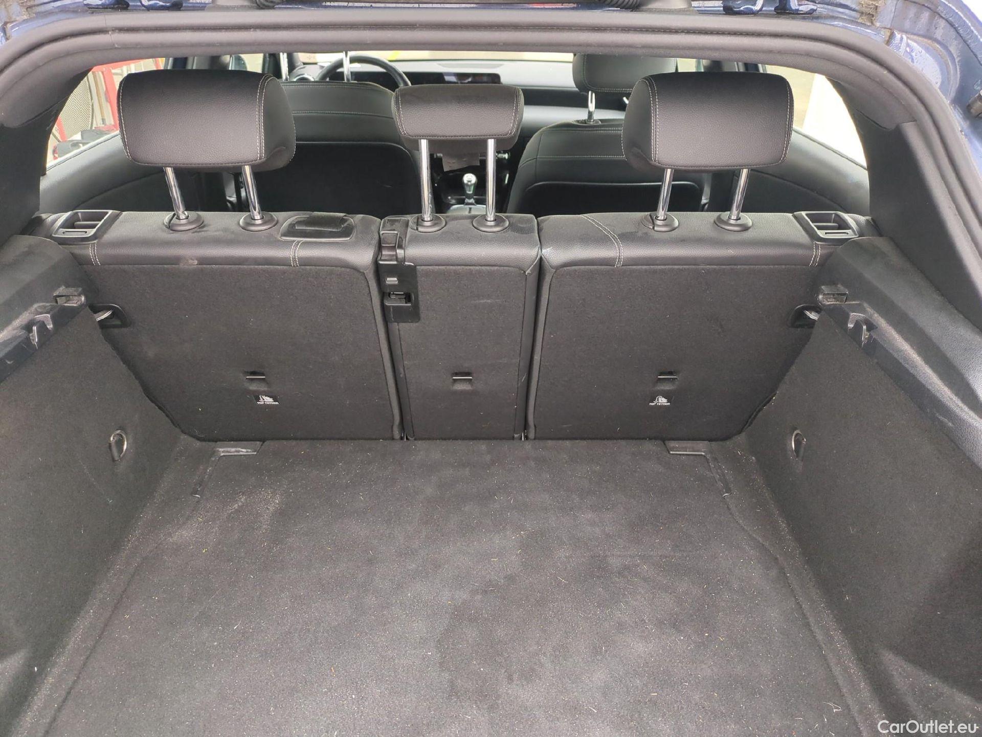  Mercedes  A-Klasse MERCEDES-BENZ Classe A Compact / 2018 / 5P / Berline A 180 d Business Line #10