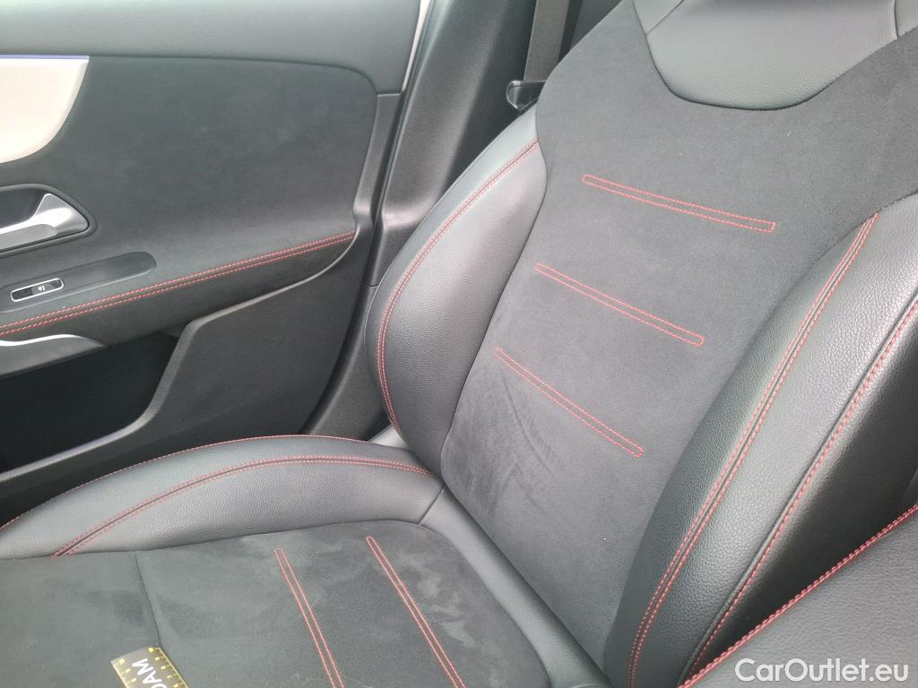  Mercedes  A-Klasse MERCEDES-BENZ Classe A Compact / 2018 / 5P / Berline A 200 AMG Line 7G-DCT #20