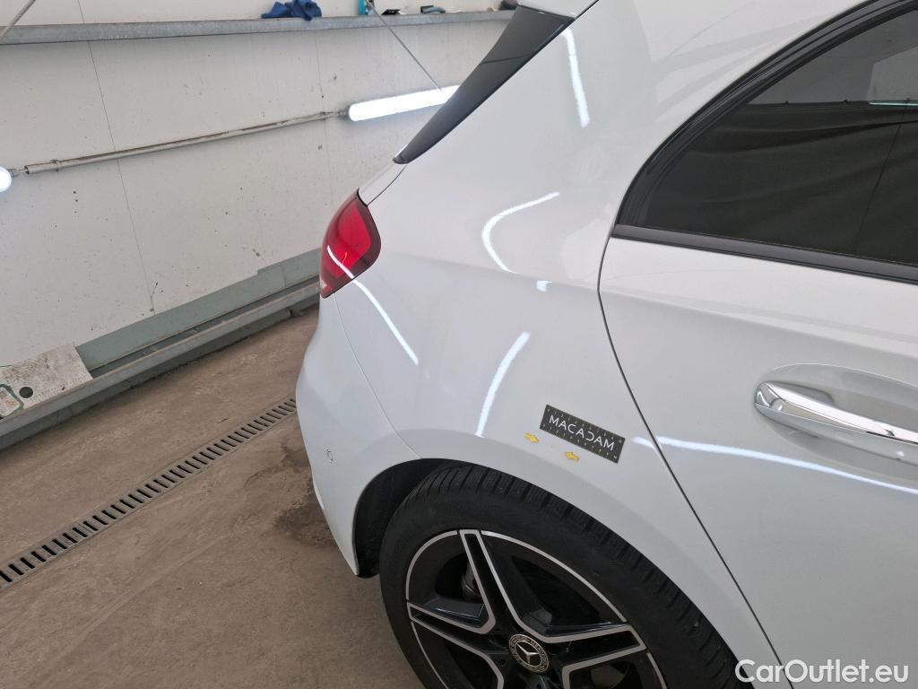  Mercedes  A-Klasse MERCEDES-BENZ Classe A Compact / 2018 / 5P / Berline A 200 AMG Line 7G-DCT #17