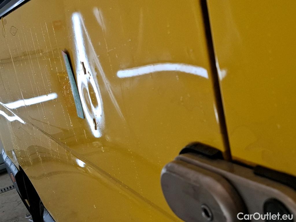  Renault  Master RENAULT  / 2019 / 4P / Fourgon tôlé FG Z.E.Tr CF F3100 L3H2 R75 AI - 19 #45