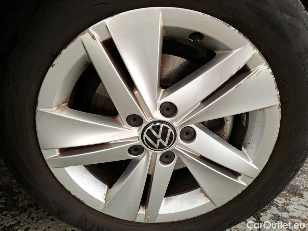  Volkswagen  Golf  VIII Berline Life Plus 1.0 TSI 110CV BVM6 E6d #15