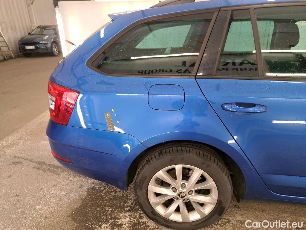  Skoda  Octavia  Combi Business 1.6 TDI 115CV BVA7 E6 #1