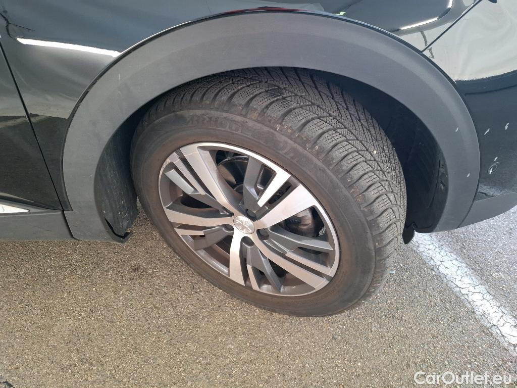  Peugeot  3008  Allure 1.5 HDi 130CV BVA8 E6d #63