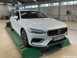  Volvo  V60 Recharge T6 AWD Core Edition Stora Batteriet Drag Nav #2