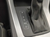  Audi  Q3 Audi  35 TDI S tronic Advanced 5d #24