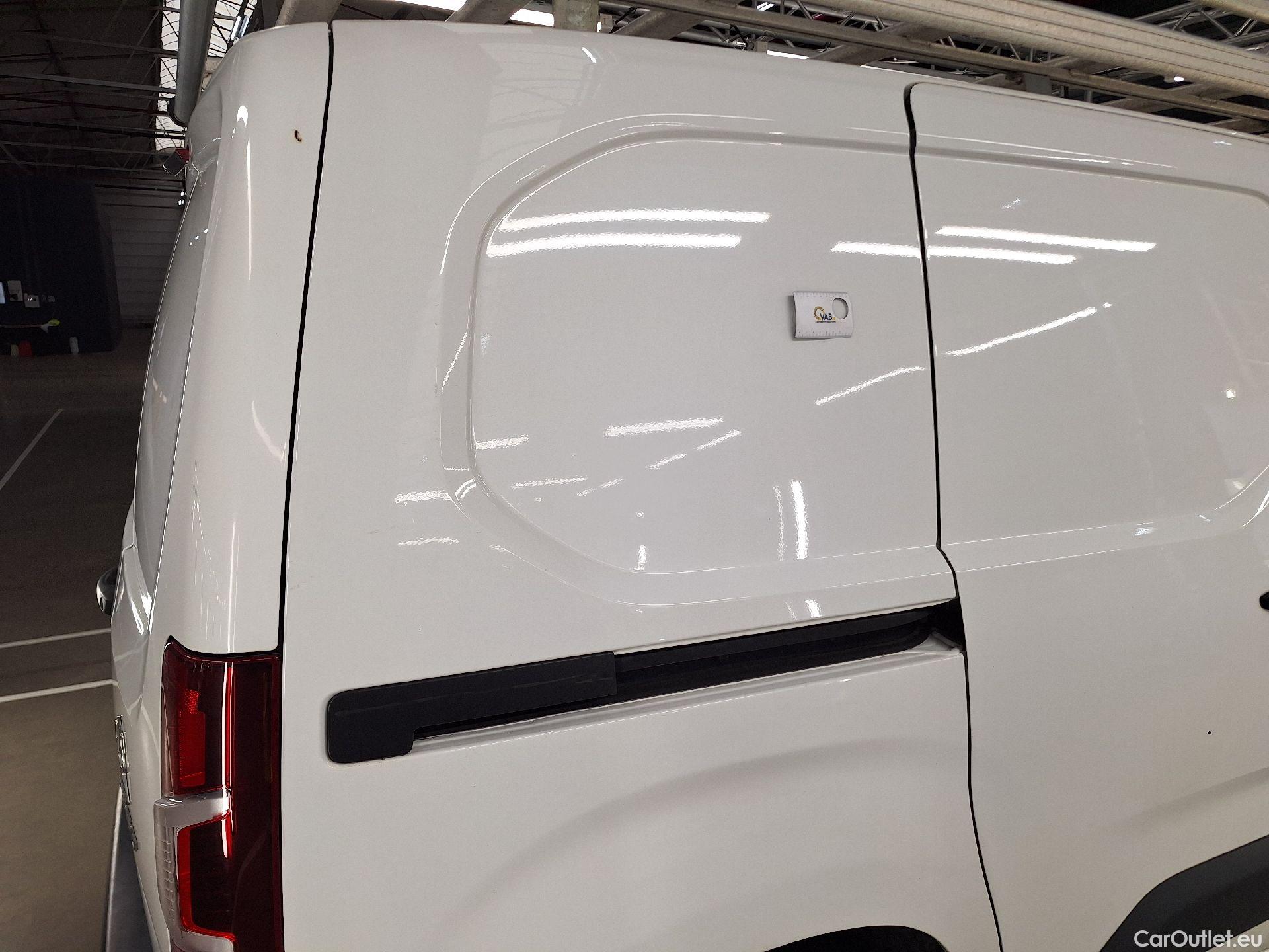  Peugeot  Partner Peugeot, _ '18, Peugeot  1.5 BHDi L1 Light 75kW s/s Premium #23