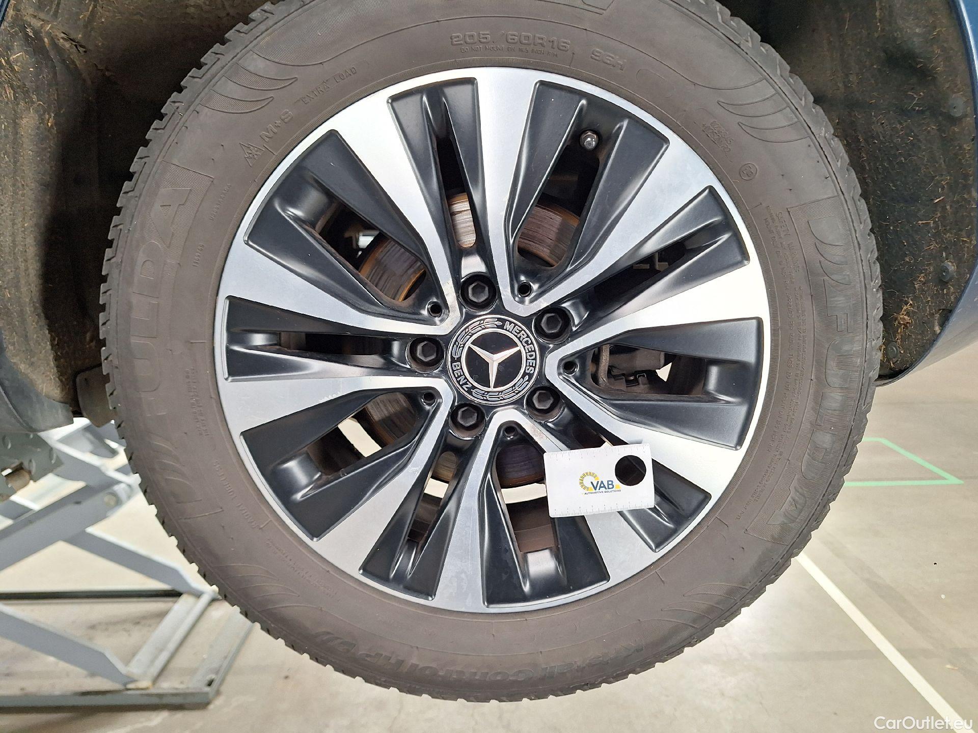  Mercedes  A-Klasse Mercedes, A-Class '18, Mercedes-Benz  A 160 Business Solution 5d #44