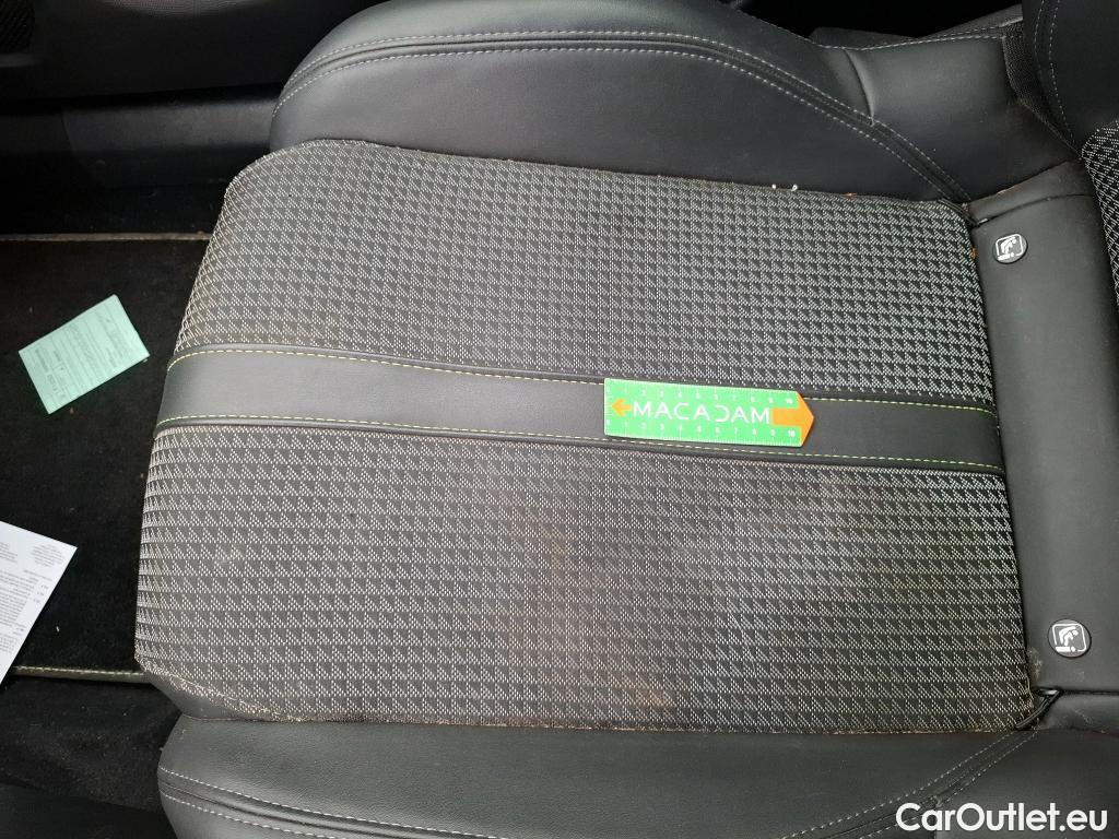  Peugeot  2008  GT 1.2 PureTech 130CV BVA8 E6d #10