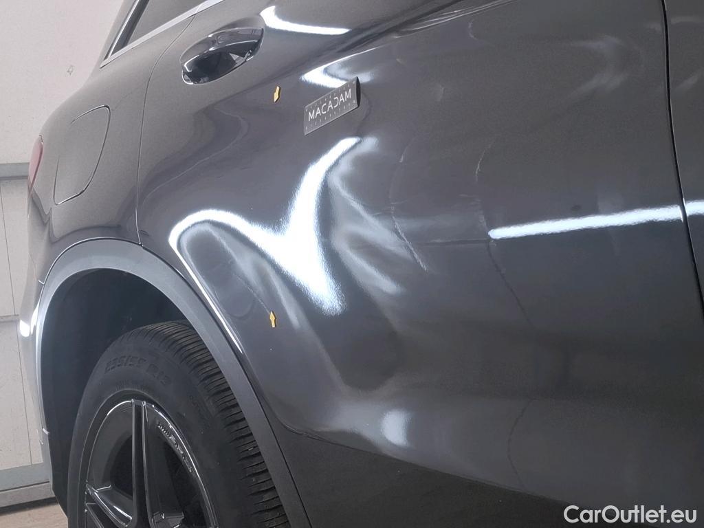  Mercedes  G-Klasee MERCEDES-BENZ GLC / 2019 / 5P / SUV 2.0 GLC 300 E AMG LINE 4MATIC #24