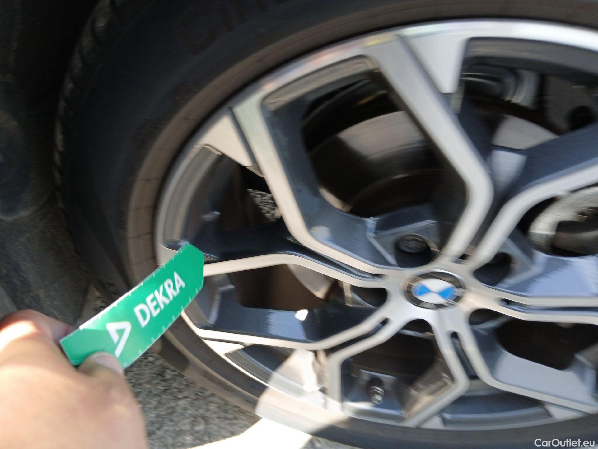  Bmw  X1 BMW  / 2019 / 5P / todoterreno sDrive18d #38