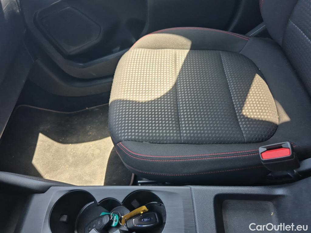  Ford  Kuga FORD  / 2019 / 5P / todoterreno ST-Line 2.5 Duratec FHEV 140kW 4x4 Auto #4