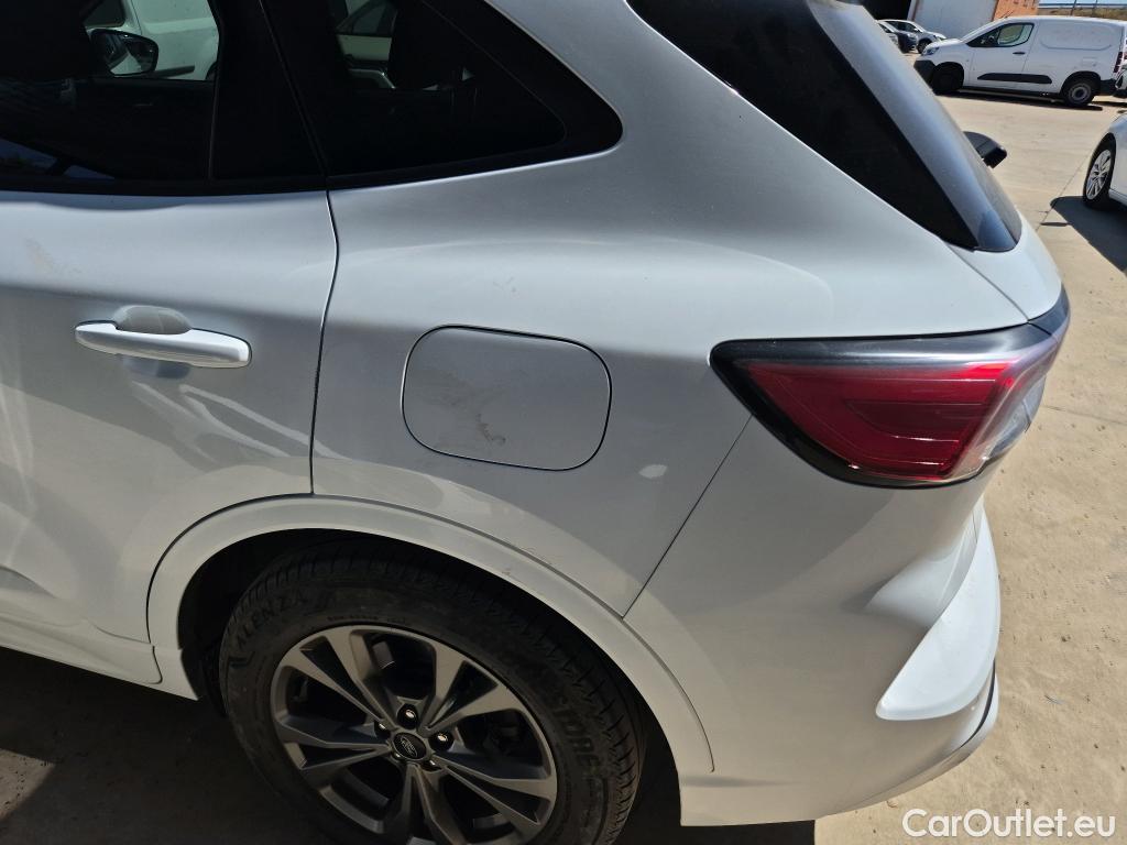  Ford  Kuga FORD  / 2019 / 5P / todoterreno ST-Line 2.5 Duratec FHEV 140kW 4x4 Auto #16