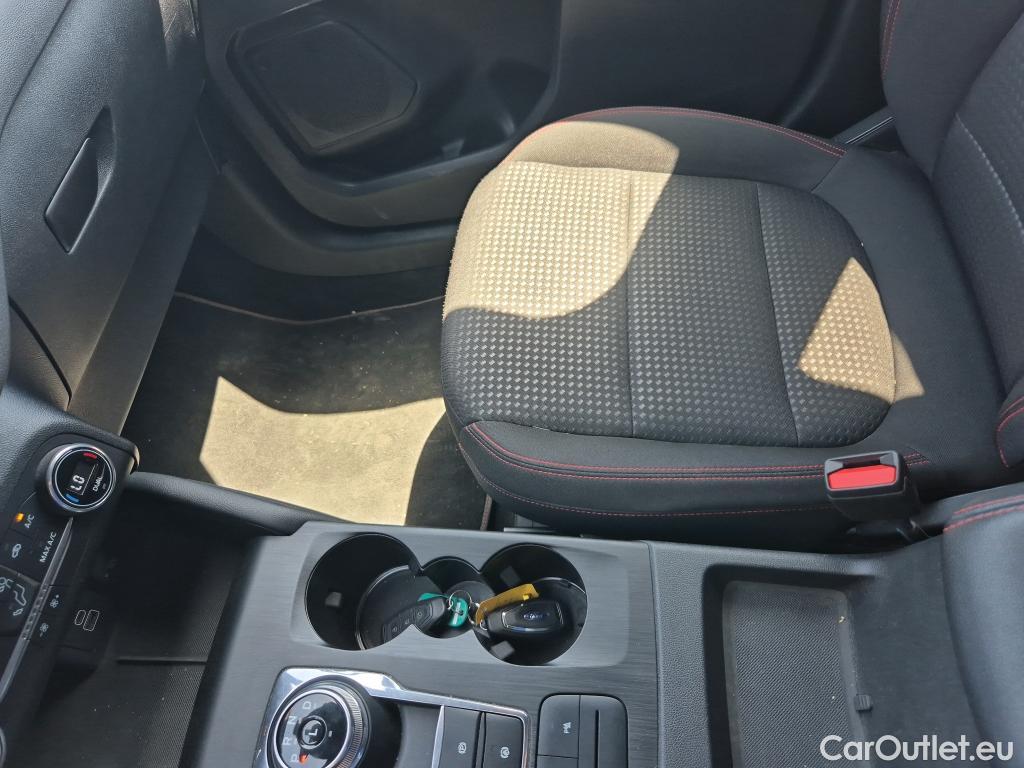  Ford  Kuga FORD  / 2019 / 5P / todoterreno ST-Line 2.5 Duratec FHEV 140kW 4x4 Auto #15