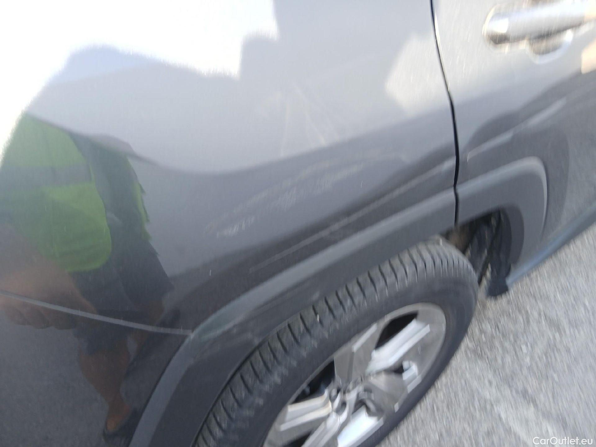  Toyota  RAV4 TOYOTA  2.5l 220 CV Advance 4WD #24