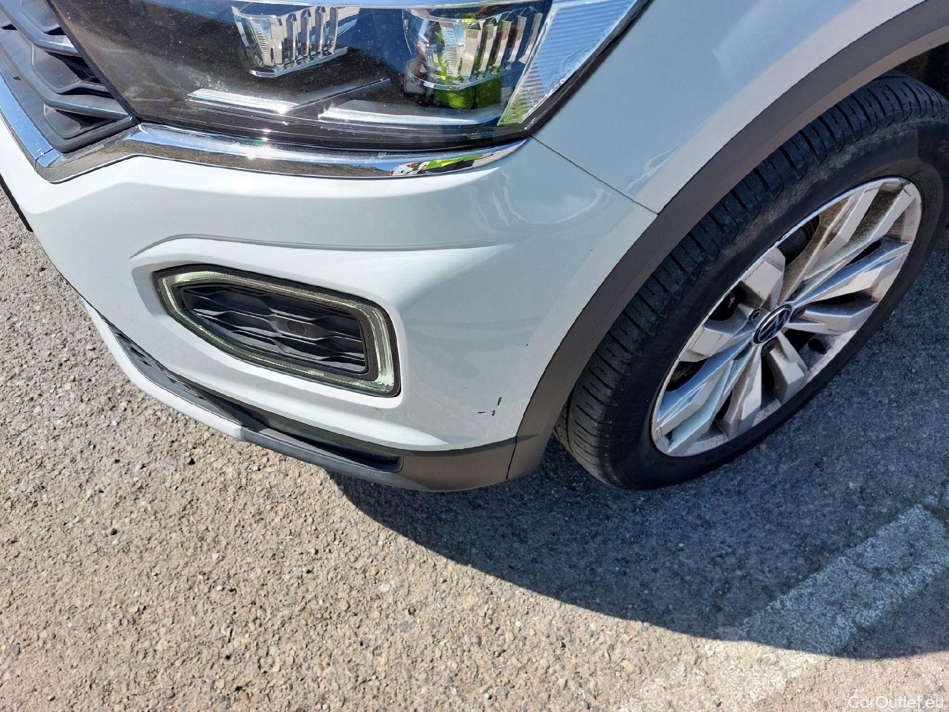  Volkswagen  T-ROC VOLKSWAGEN  / 5P /Advance 1.0 TSI 110 CV #4
