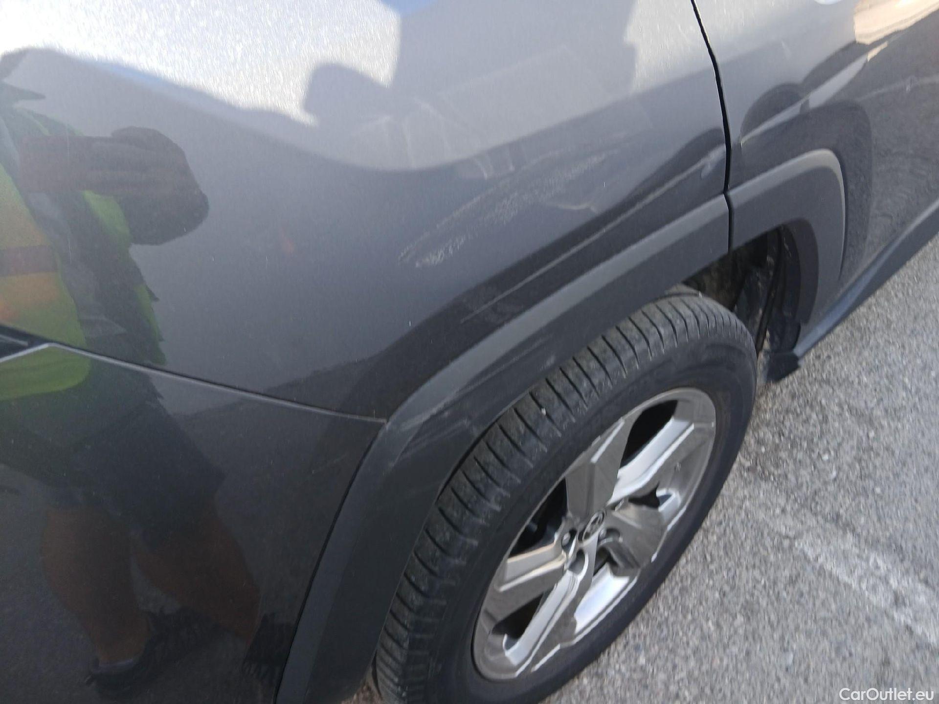  Toyota  RAV4 TOYOTA  2.5l 220 CV Advance 4WD #21