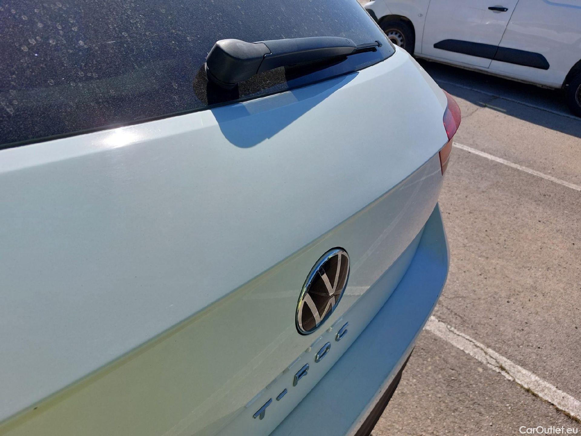  Volkswagen  T-ROC VOLKSWAGEN  / 5P /Advance 1.0 TSI 110 CV #8