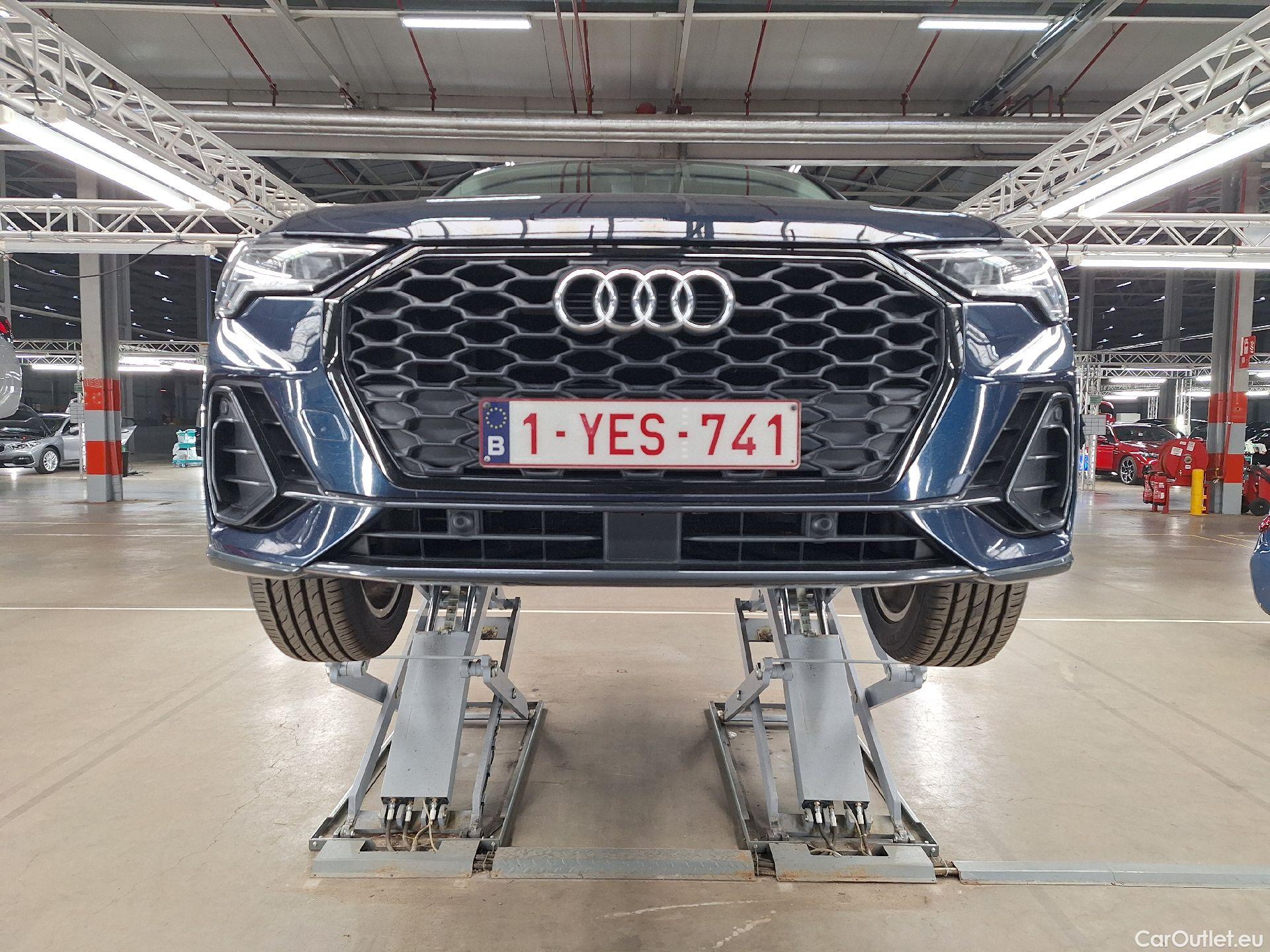  Audi  Q3 Audi,  SB '19, Audi  Sportback 35 TDI S tronic 5d #12
