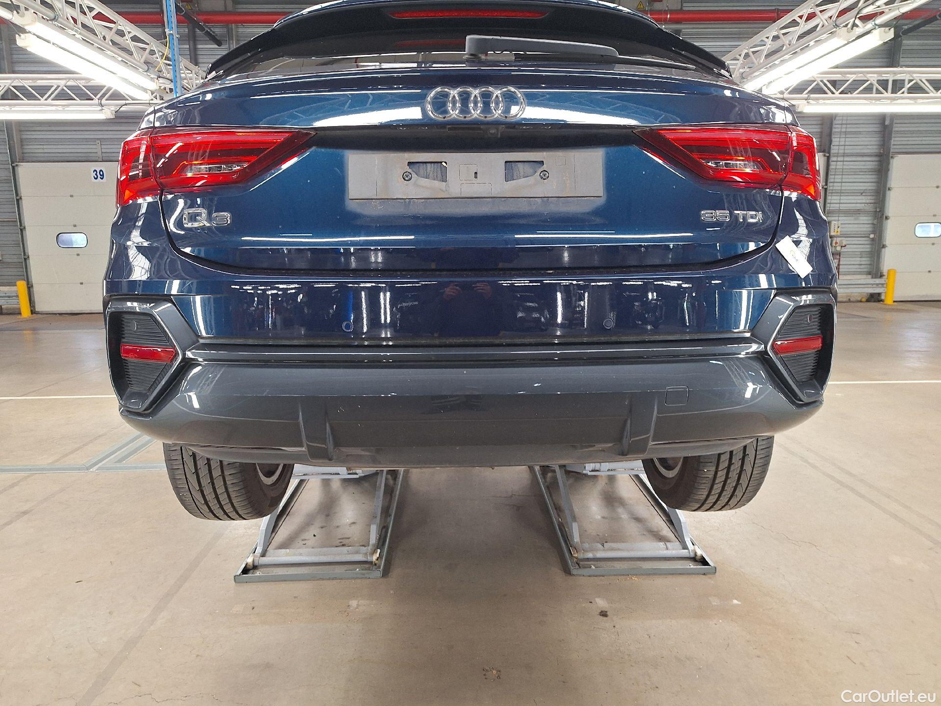  Audi  Q3 Audi,  SB '19, Audi  Sportback 35 TDI S tronic 5d #1