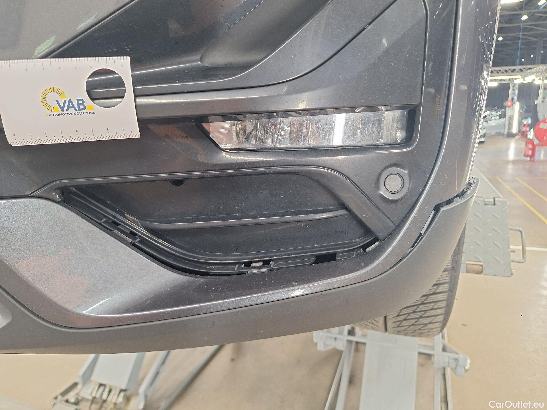  Bmw  X1 BMW,  FL'19, BMW  sDrive16dA (85 kW) 5d #37