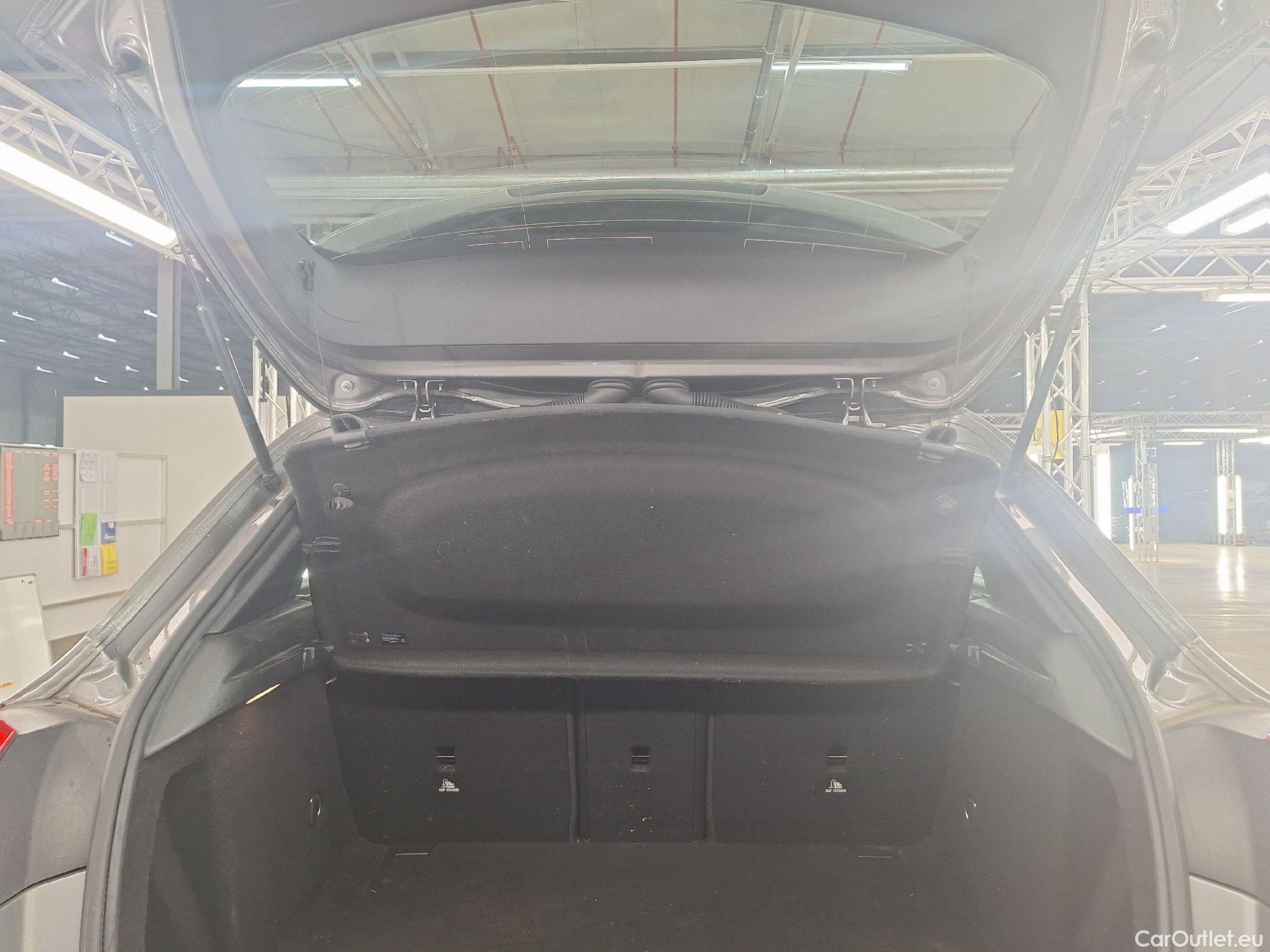  Mercedes  A-Klasse Mercedes, A-Class '18, Mercedes-Benz  A 180 d Business Solution 5 #25