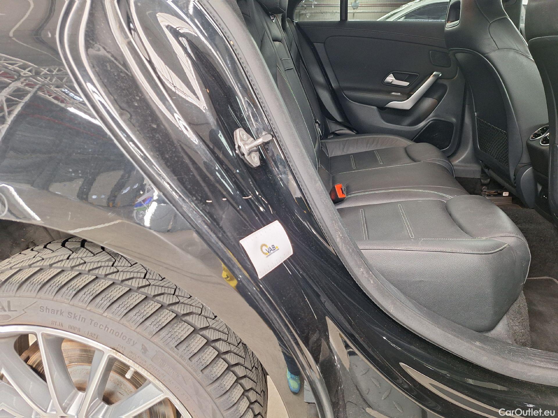  Mercedes  CLA-Klasse Mercedes, CLA-Class '19 PHEV, Mercedes-Benz CLA CLA 250 e 4d #48