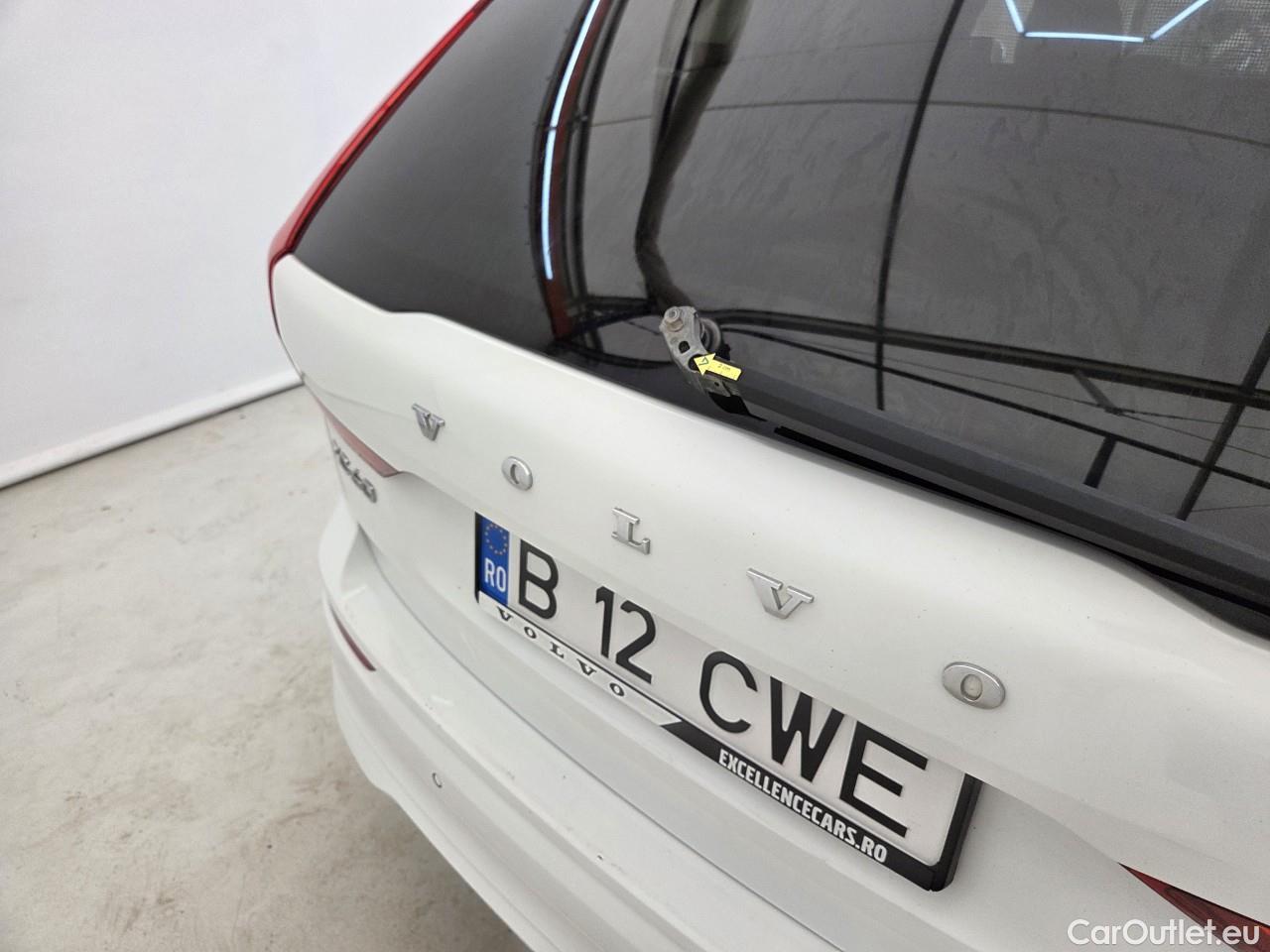  Volvo  XC60 2.0 B4 D 197CP Momentum Pro AT8 AWD #40