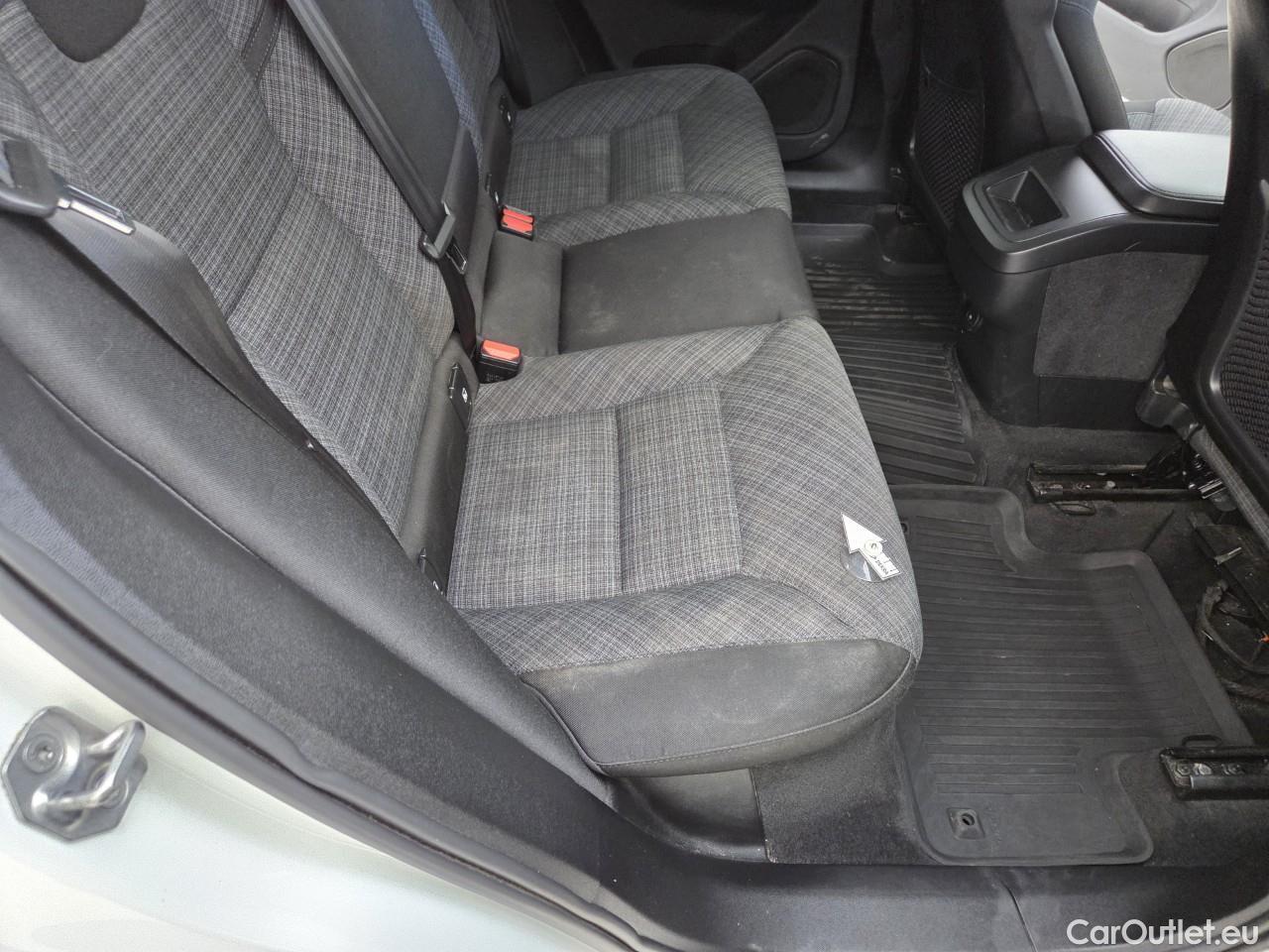  Volvo  XC60 2.0 B4 D 197CP Momentum Pro AT8 AWD #53