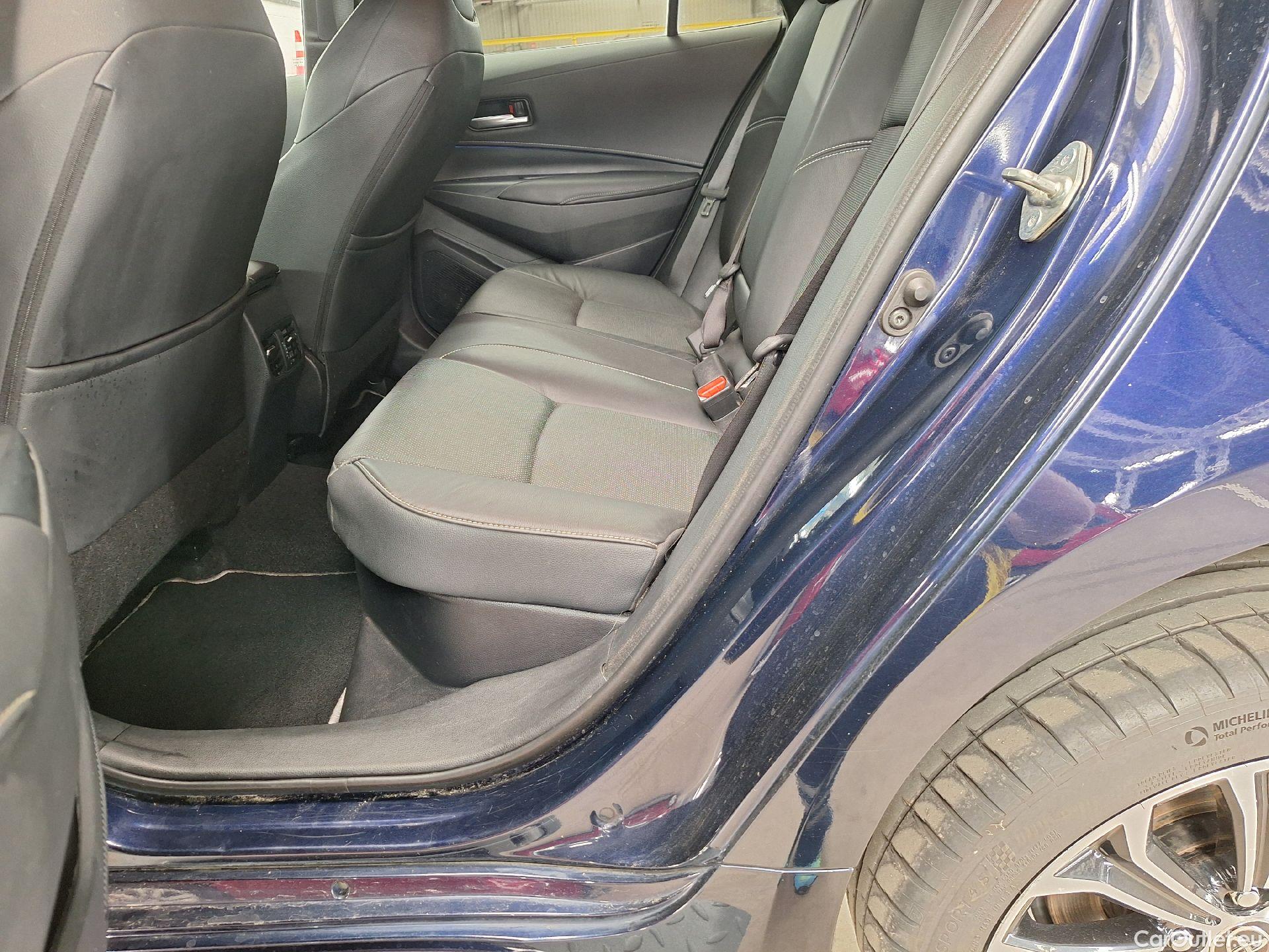  Toyota  Corolla Toyota,  TS '19, Toyota  Touring Sports 1.8 Hybrid Premium e #24