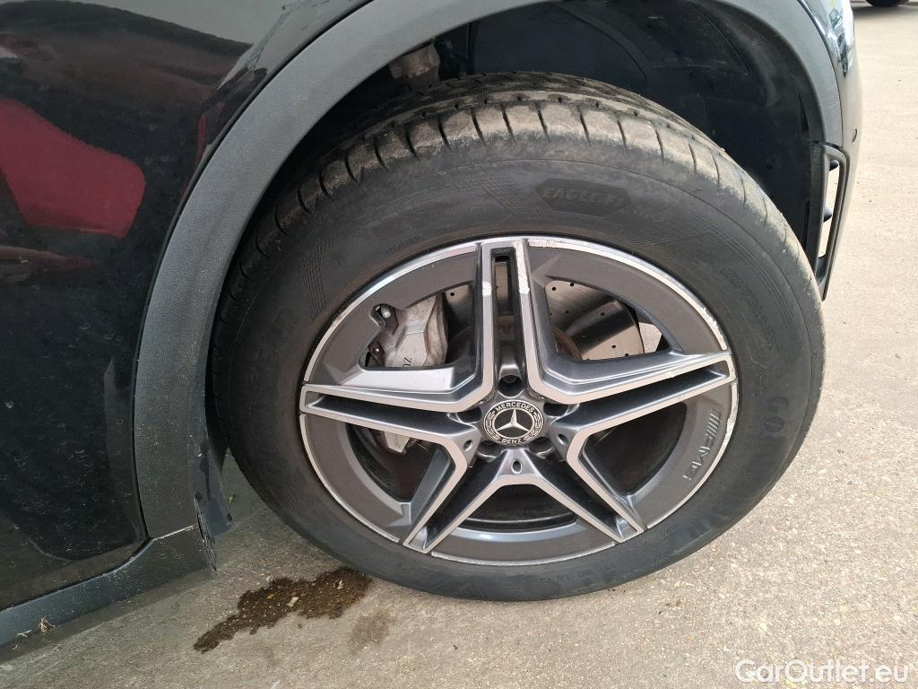  Mercedes  G-Klasee GLC Coupe / 2019 / 5P / Coupé 2.0 GLC 300 E AMG LINE 4MATIC #1