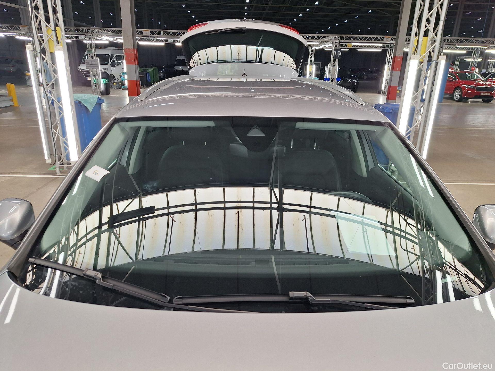  Volkswagen  Passat VW,  Variant FL'19, Volkswagen  Variant 2.0 TDI SCR 110kW DSG7 E #40