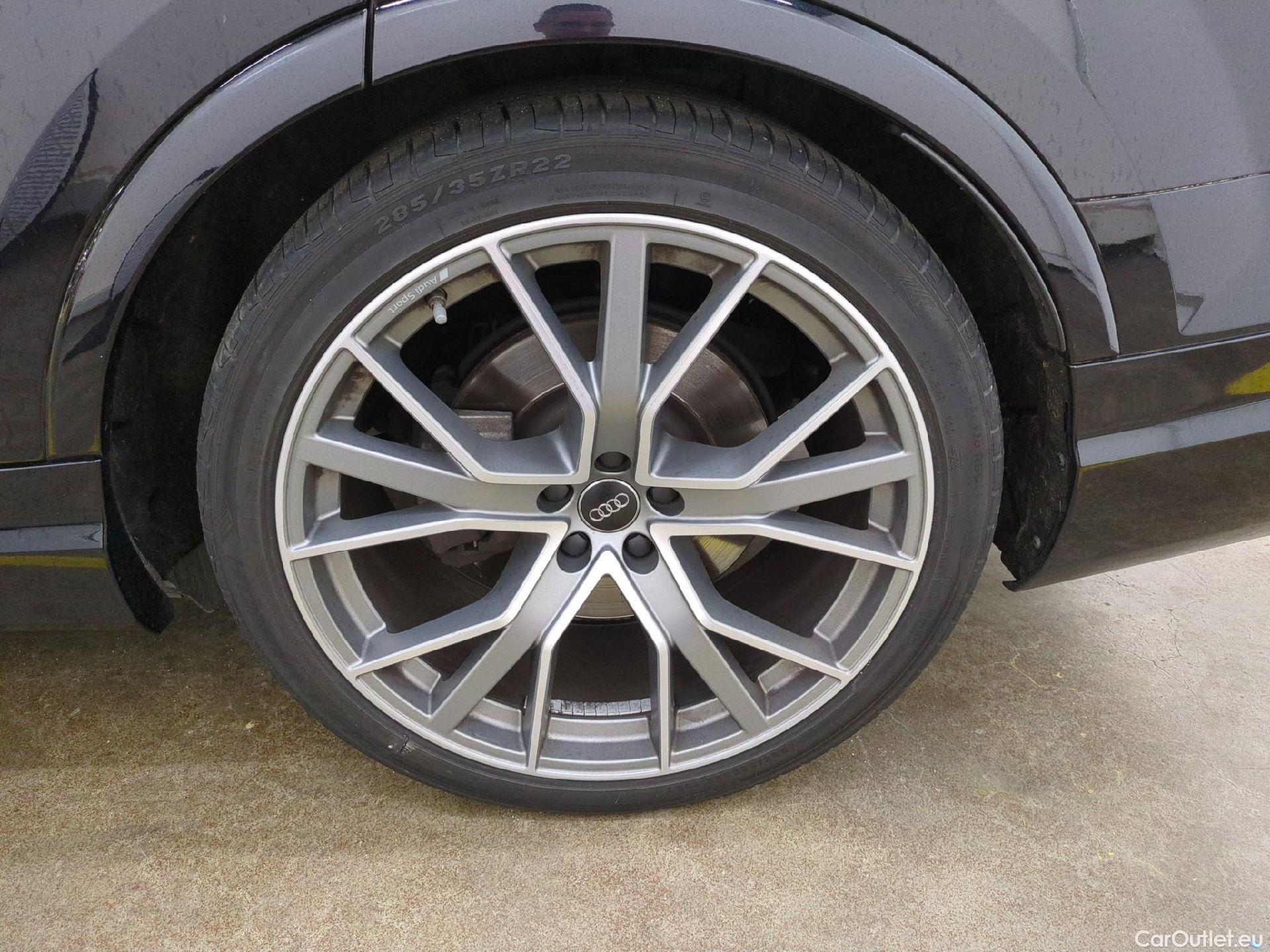  Audi  Q7  50 TDI quattro #19