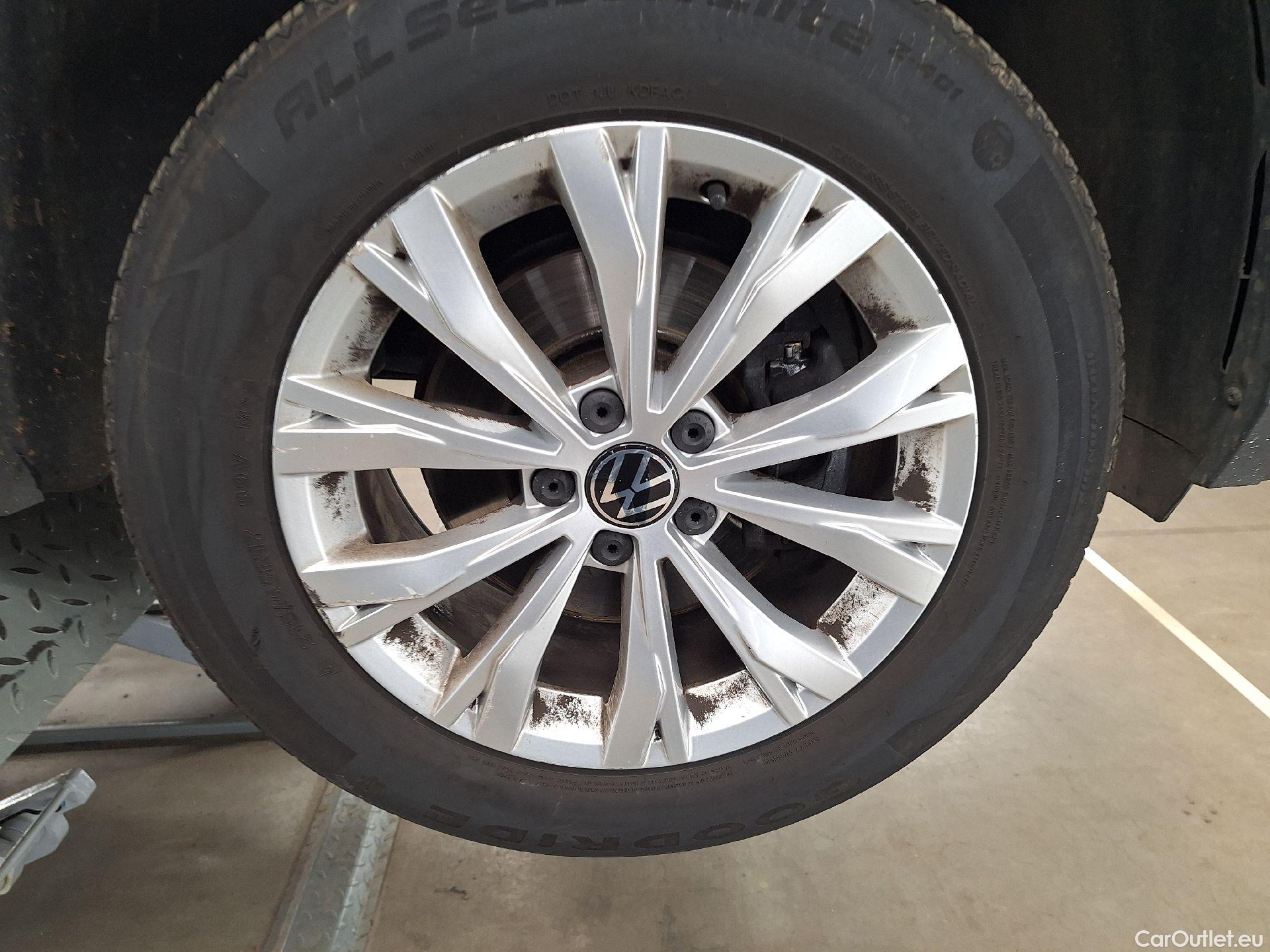  Volkswagen  Tiguan VW,  FL'20, Volkswagen  1.5 TSI 110kW Life 5d #32