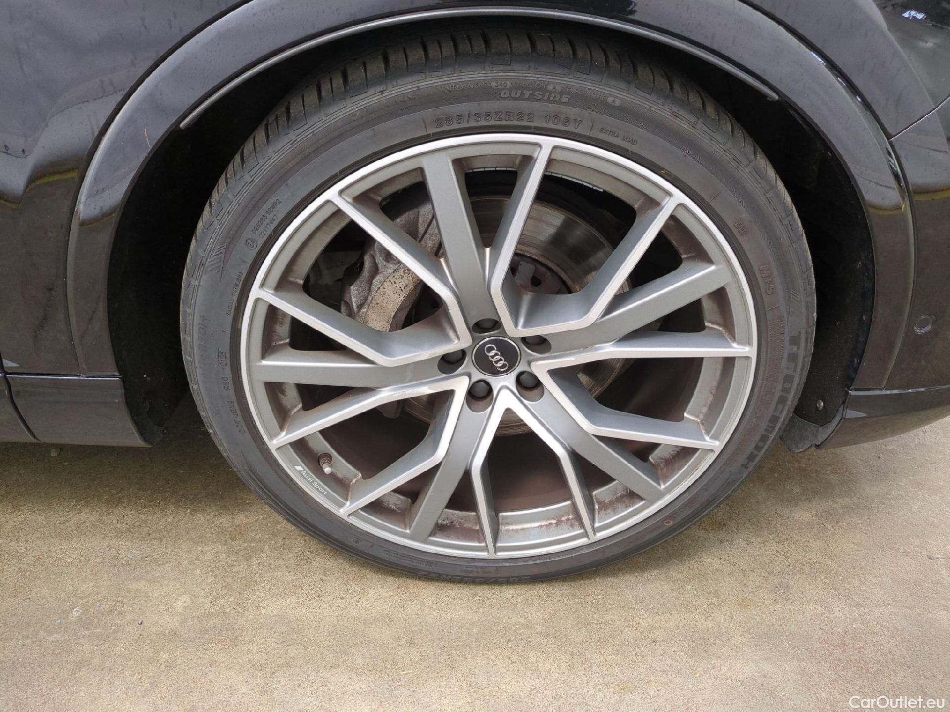  Audi  Q7  50 TDI quattro #8